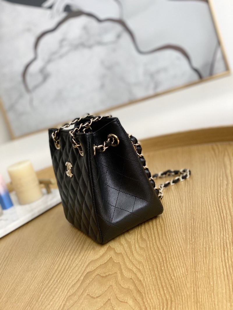 Ch**el bucket bags